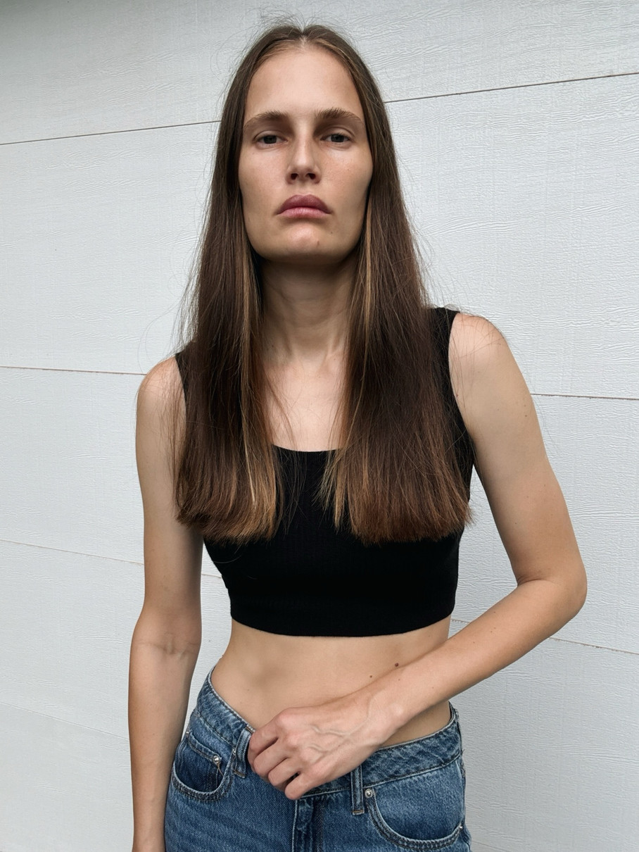 Алла Костромічова посвітила пласким животом у топіку