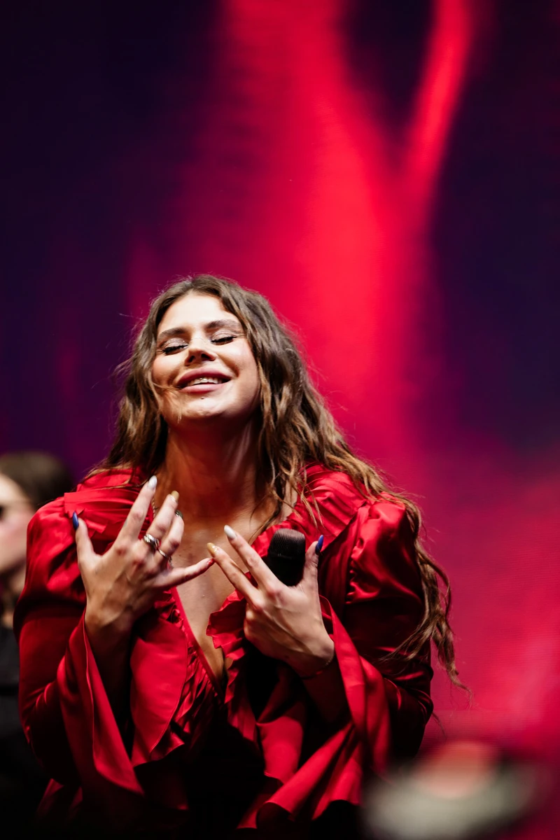 Заріцька на сцені заходу