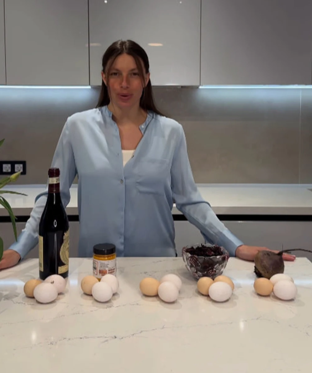 Крашанки з каркаде та вина - рецепт від Марини Бех