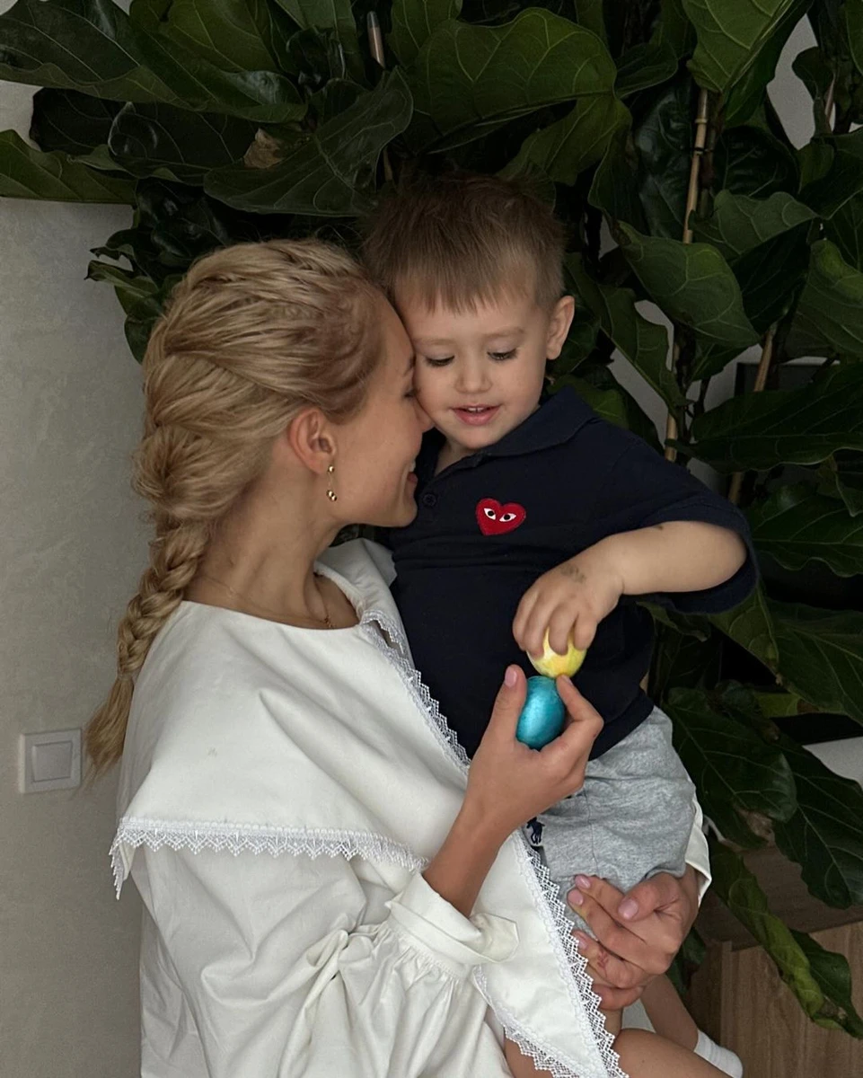 Куди ж без битви яйцями