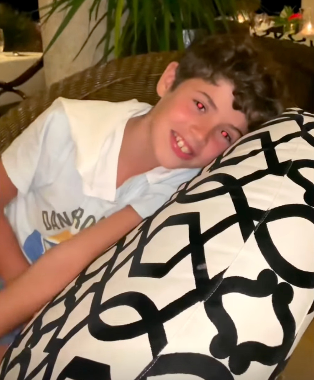 Санти Дімопулос показала миле відео на 17-річчя сина від Джеджули