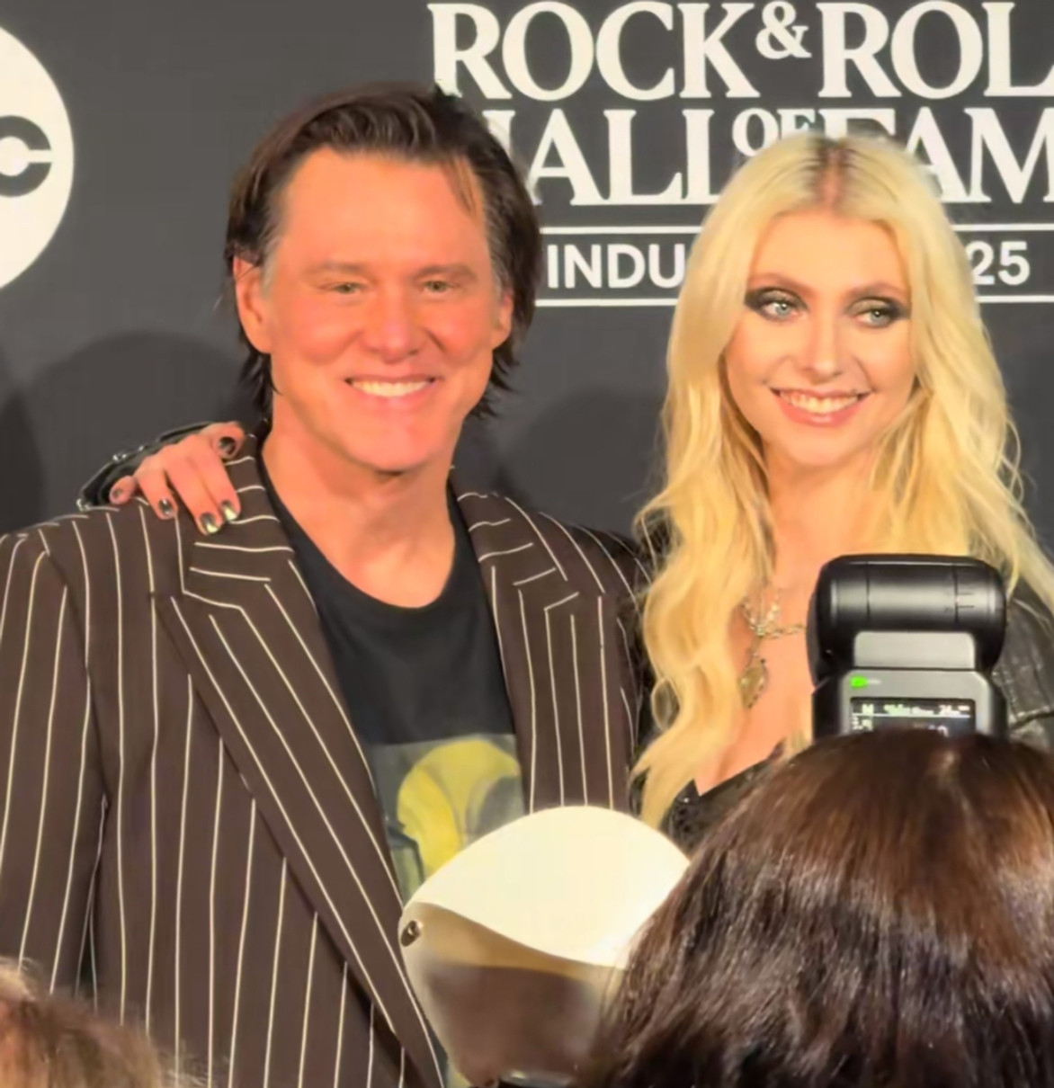 Джим Керрі вразив оновленим обличчям після блефаропластики і ботоксу