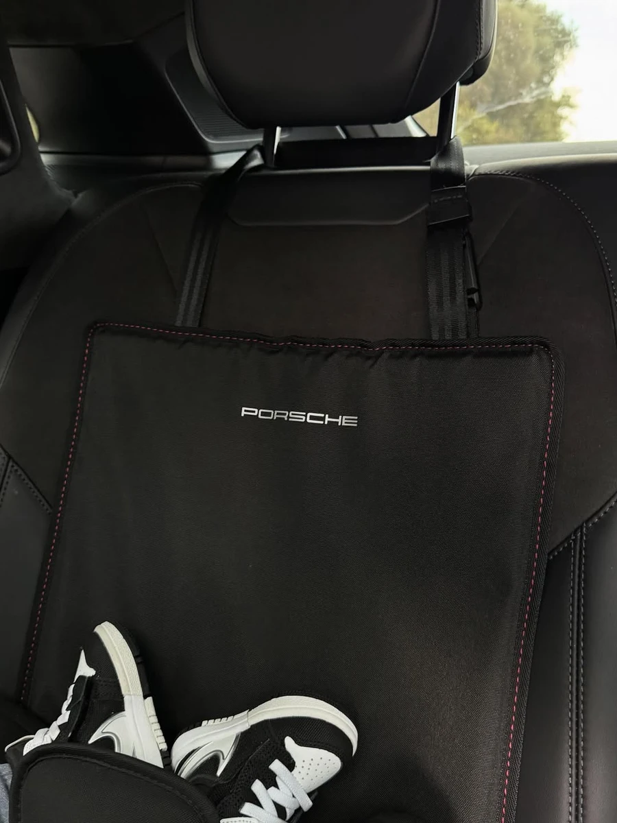 Леся Нікітюк замилувала фото 3-місячного сина в машині