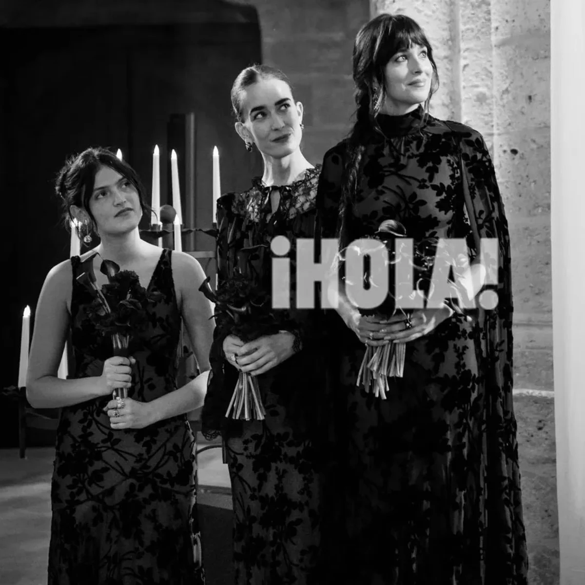 Дакота Джонсом у прозорій сукні попозувала на весіллі сестри, доньки Антоніо Бандераса