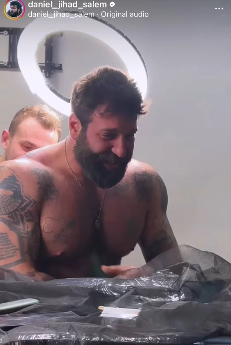 Коли по твоїй спині 6 годин безперервно шкребли голками