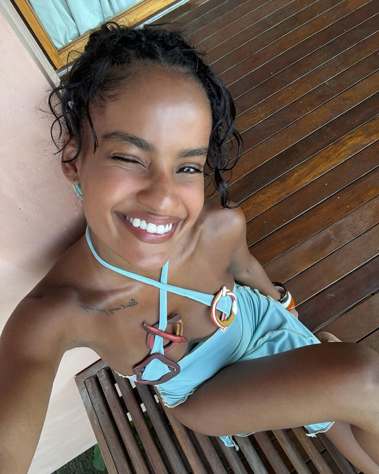 Дівчина Венсана Касселя показалась у Бразилії