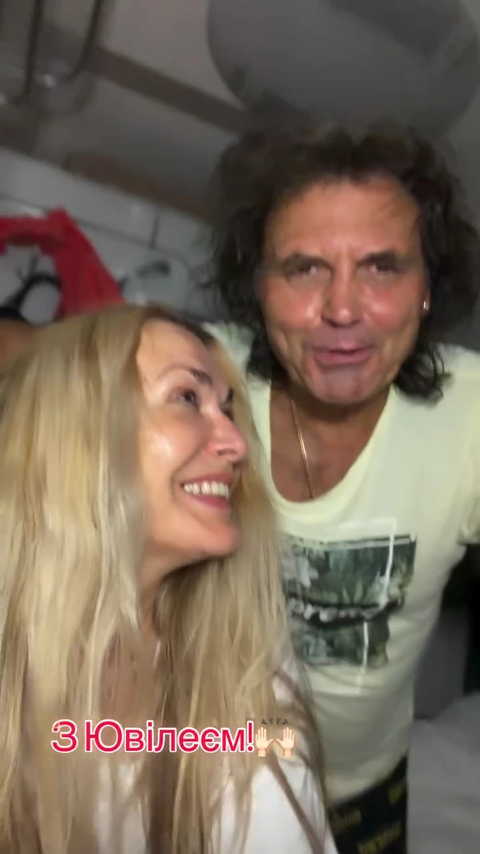 Ольга Сумська показала святкове відео з поїзду