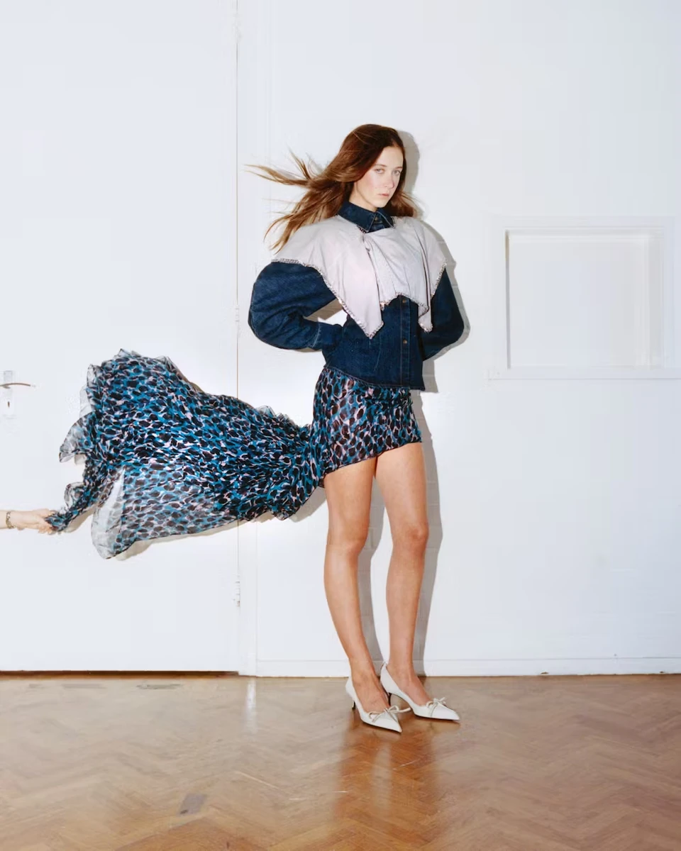 17-річна донька Кідман у яскравому міні попозувала для журналу