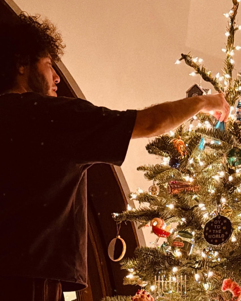 Селена Гомес влаштувала різдвяні розваги з чоловіком