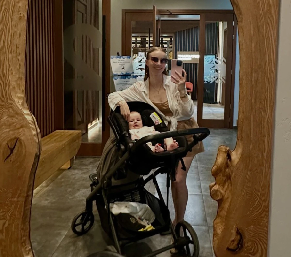 Анна Сагайдачна показала фото з меншим сином у Карпатах