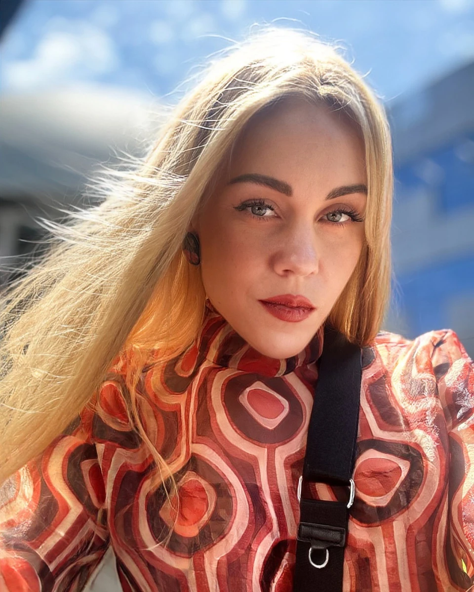 Alyosha і її родина вітає з початком навчального року