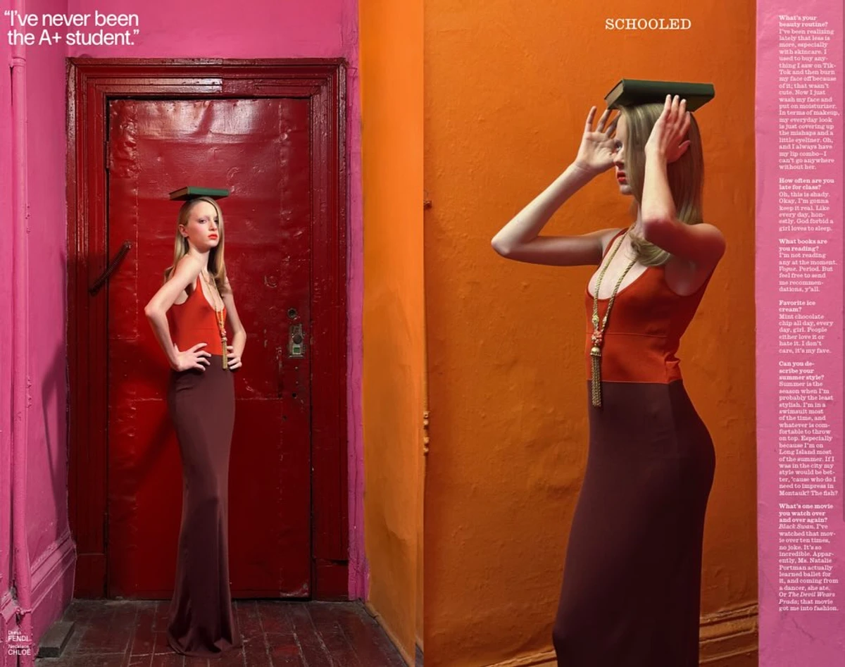 Дочка Воттс і Шрайбера показала форми в обтислій сукні