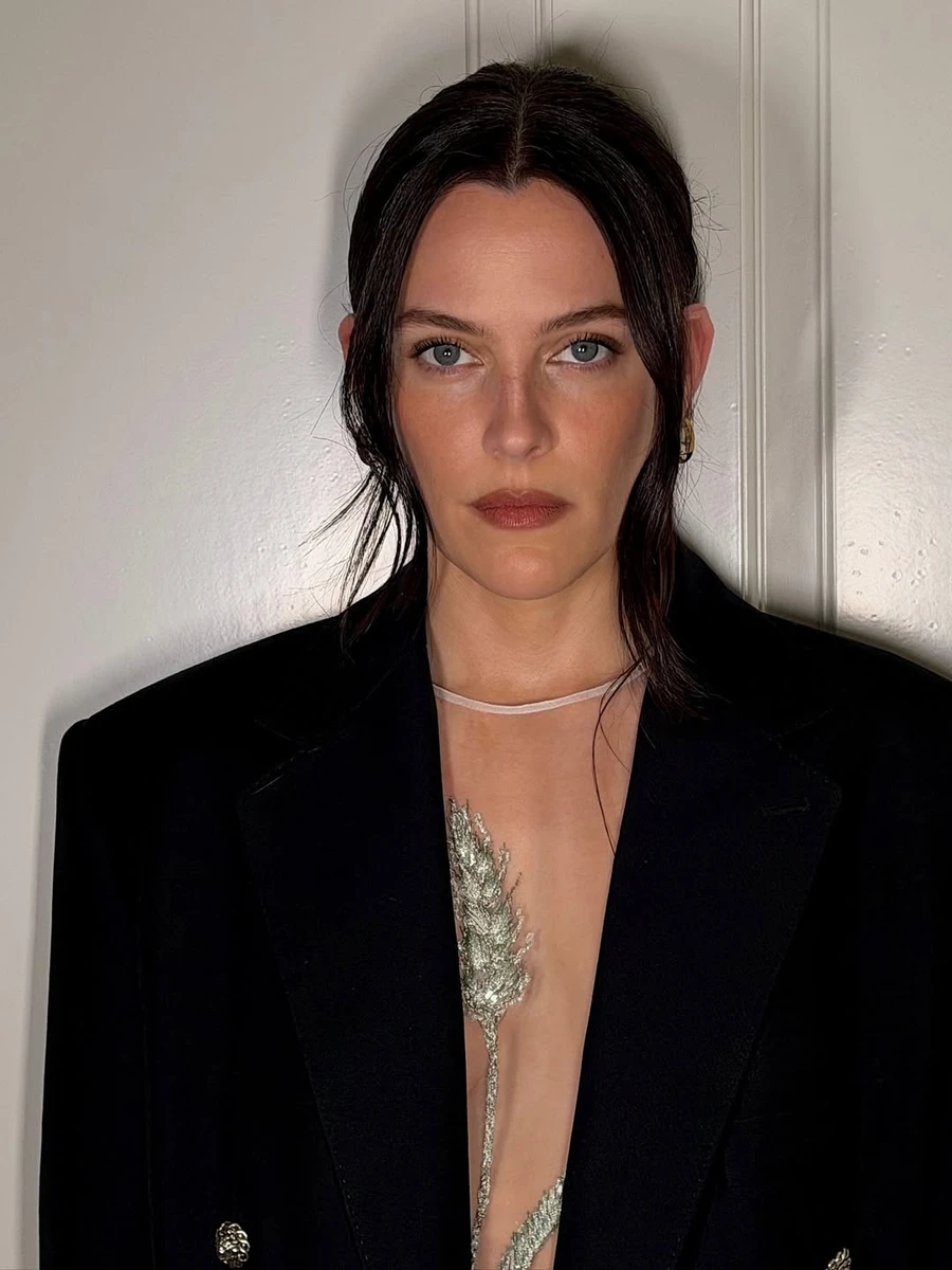 Біологічною мамою сина Джона Траволті може виявитися онука Елвіса Преслі