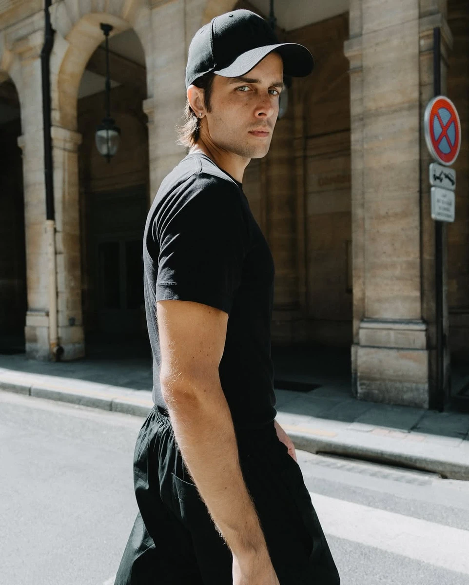 Що відомо про онука Софії Ротару, який виїхав з України