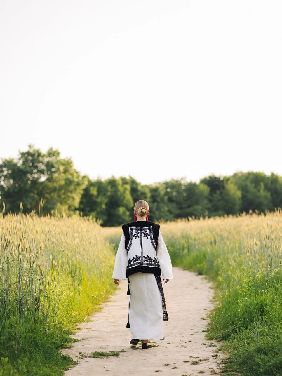 Репяхова - фото у повний зріст