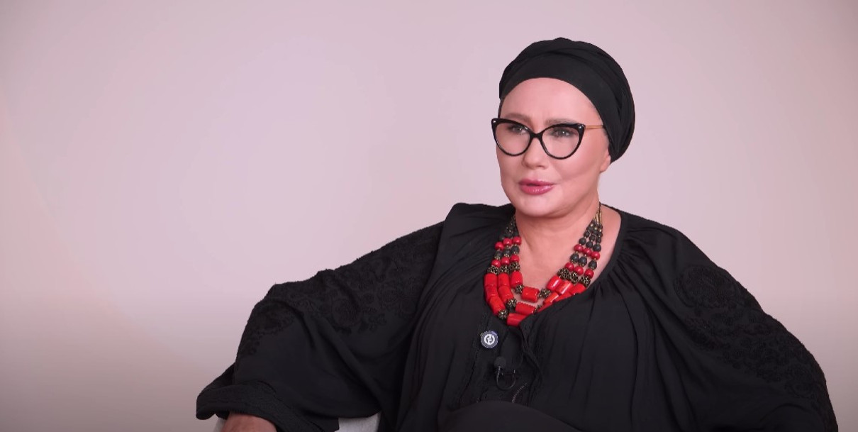 Олена Мозгова