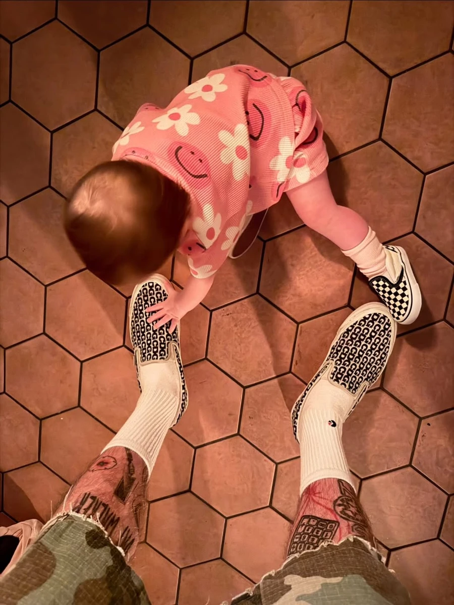 Колишній Меган Фокс привітав їхню дочку з 1-річчям