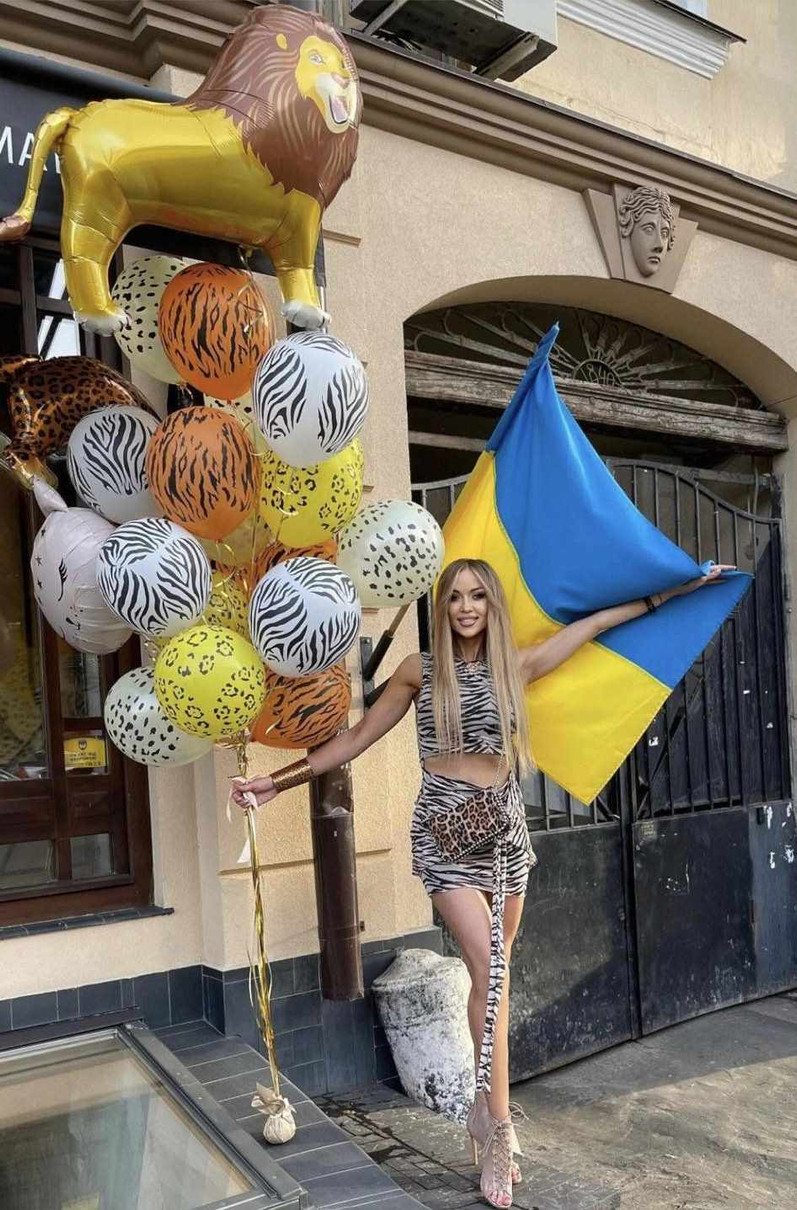Валевська показала фото зі свого дня народження