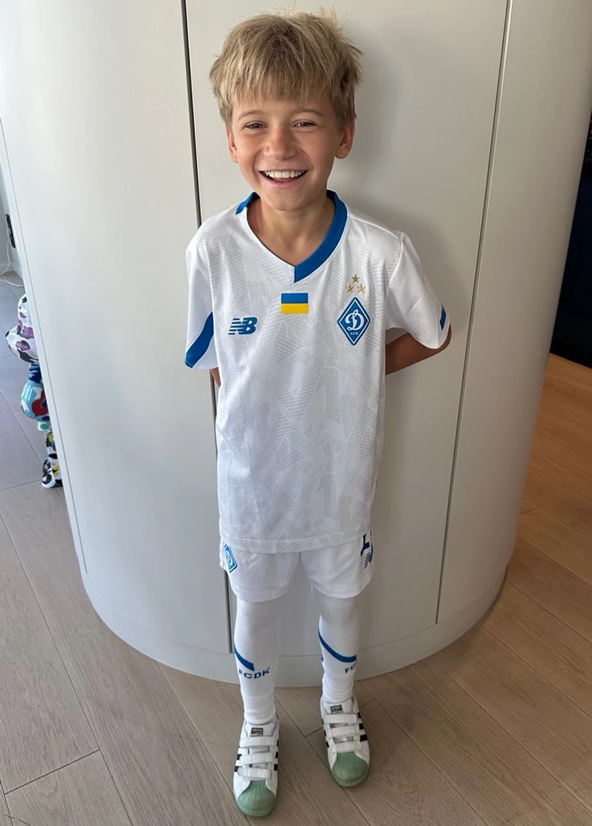 Дмитро Монатік ніжно привітав сина з днем народження