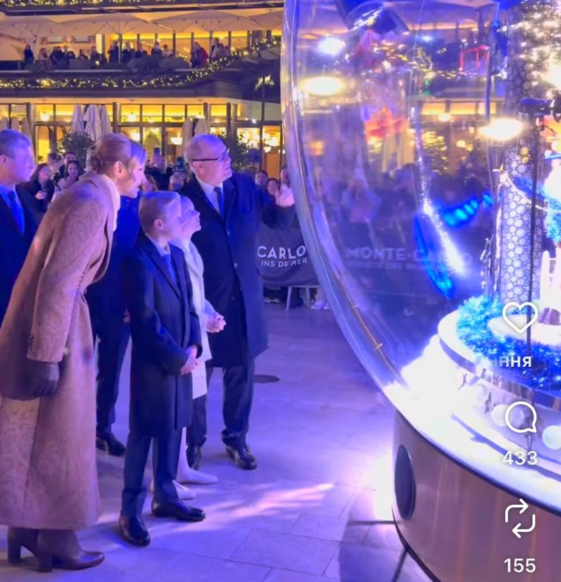 Княжа родина у Монако запалила новорічні вогні