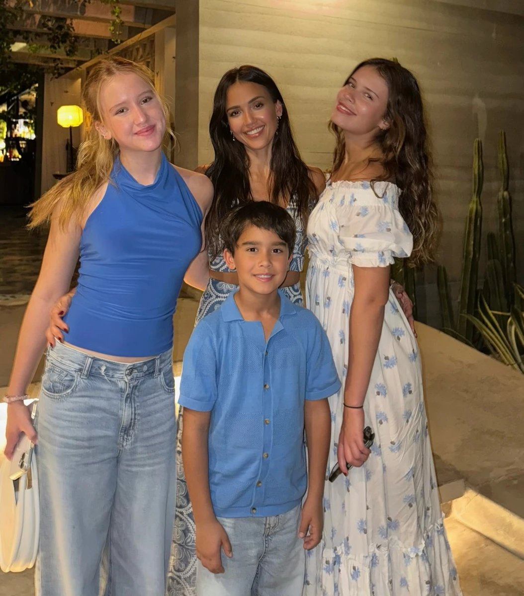 Було і більше чітке фемілі-фото