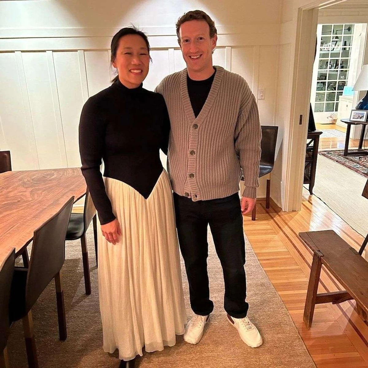 Макс сфотографувала маму й тата