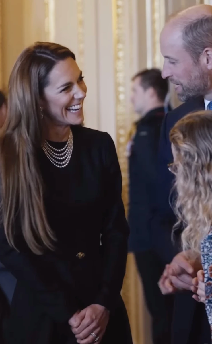 Кейт Міддлтон у сережках принцеси Діани попозувала на заході