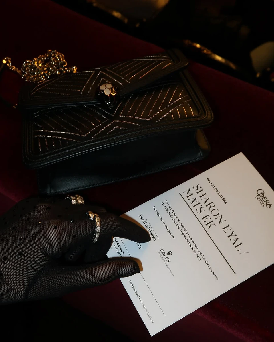 Боня влаштувала собі культурний відпочинок у Парижі 