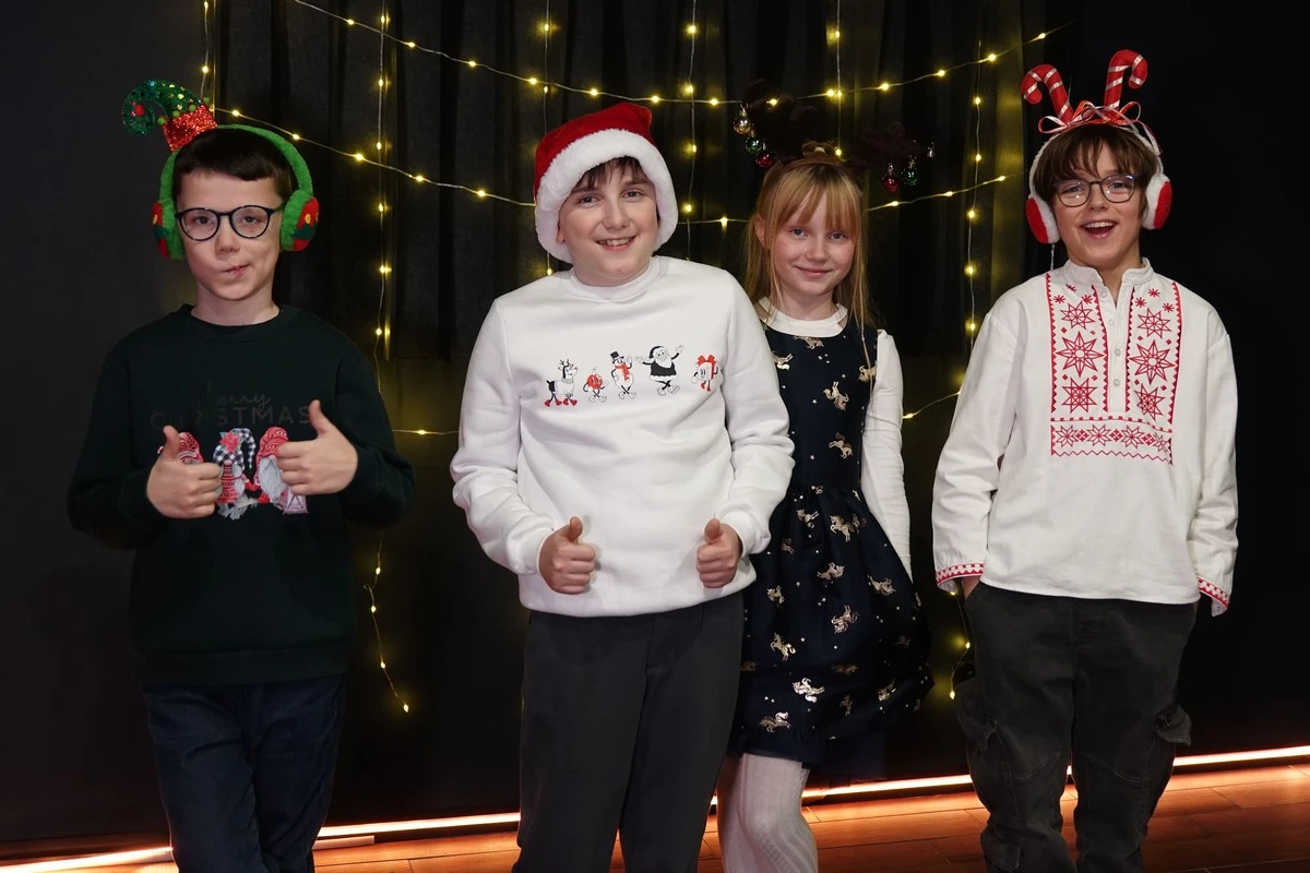 Оля Цибульська запросила дітей для запису колядки