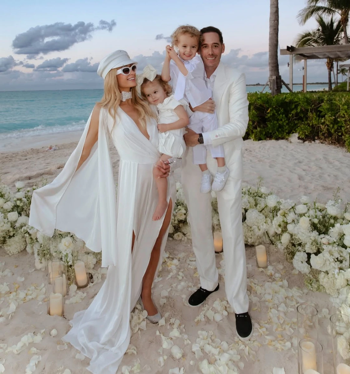 Діти Періс Хілтон бачили її другу пропозицію