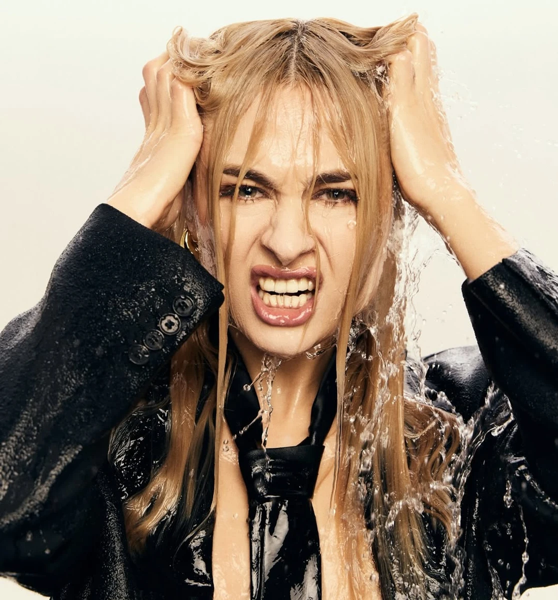 Анастасія Цимбалару показала емоційні фото