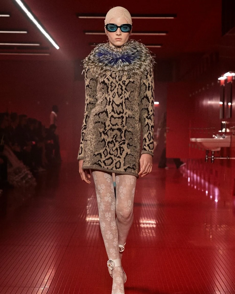 Донька Наомі Уотс дебютувала на Паризькому тижні моди