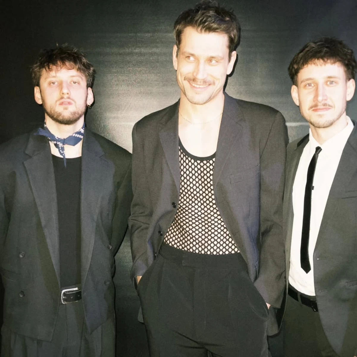 Син Коляденка співає у гурті