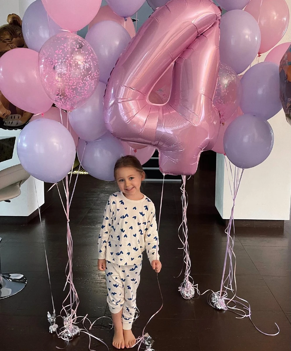 Ранок Софії розпочався зі святкових надувних куль