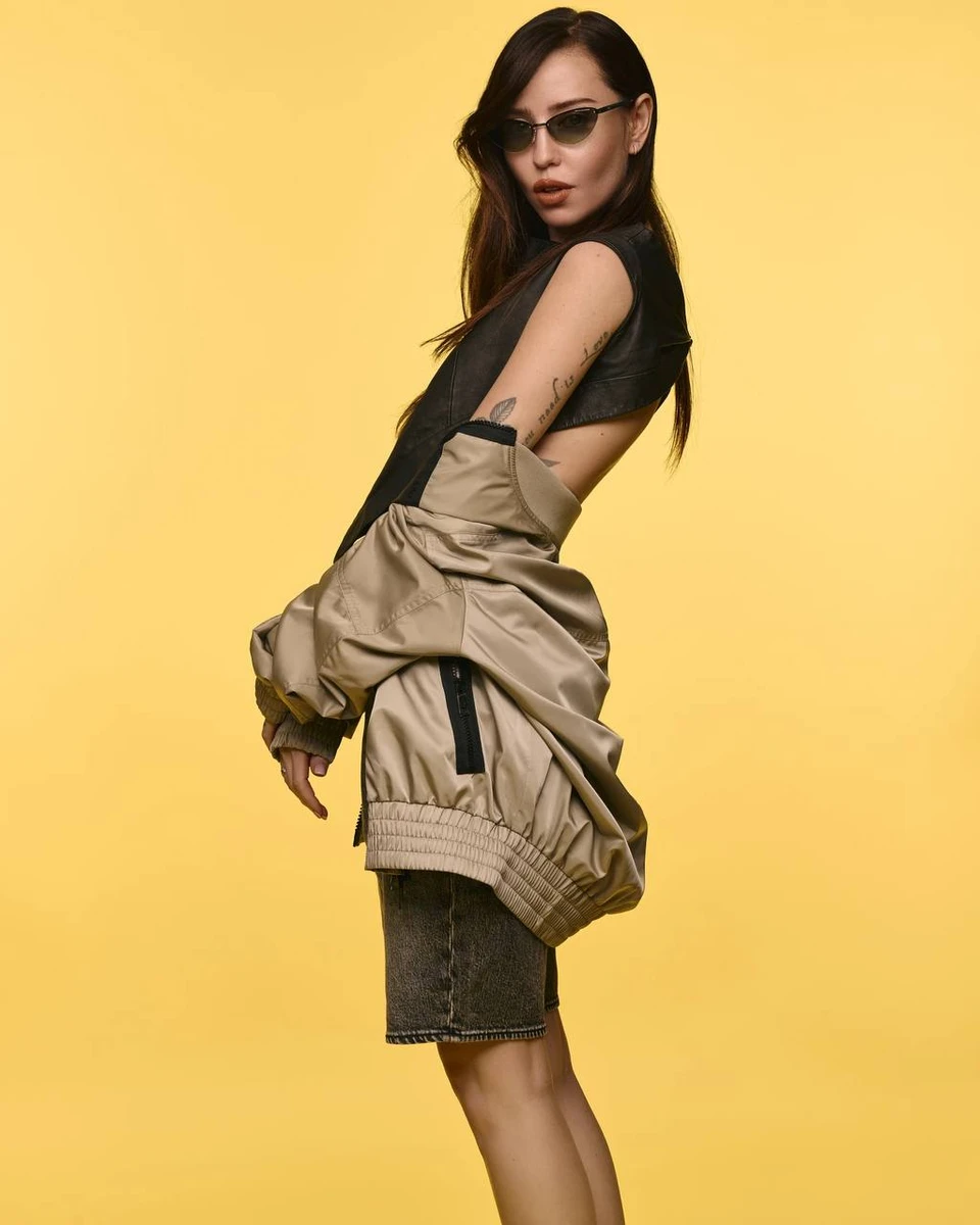 Надя вважає, що сприяти відмові від російського контенту треба поступово і грамотно