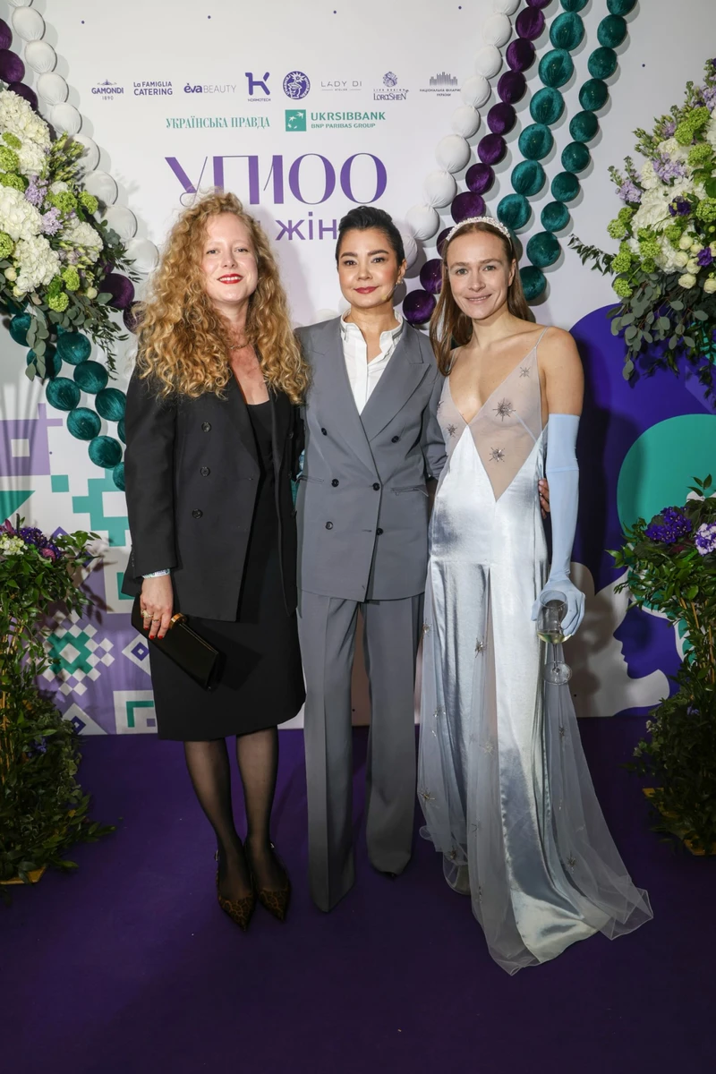 Лауреатка УП100. Сила жінок, дизайнерка Анна Октябрь, Севгіль Мусаєва і стилістка Надія Шаповал