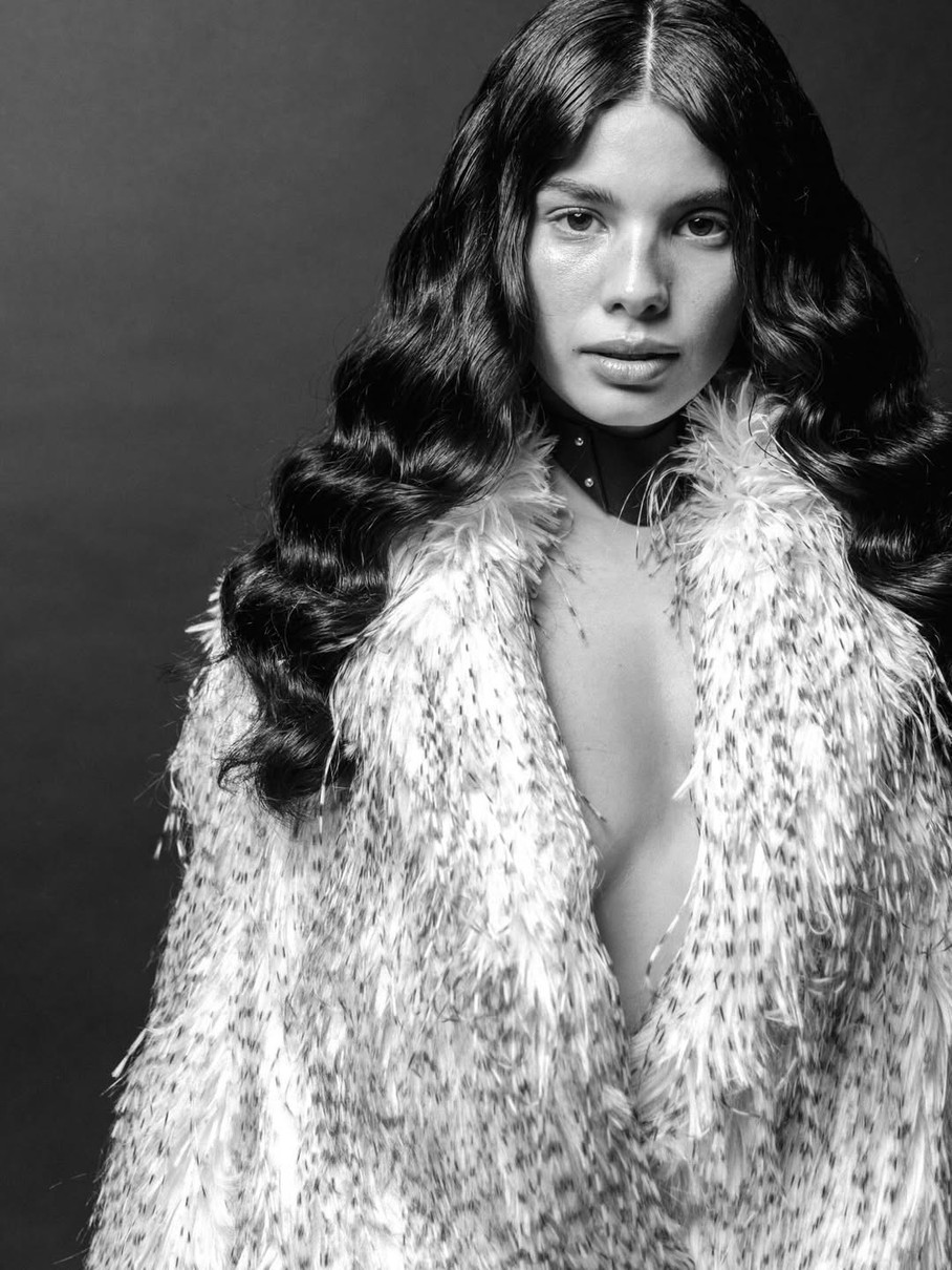 Співачка віддалася фешн-експериментам