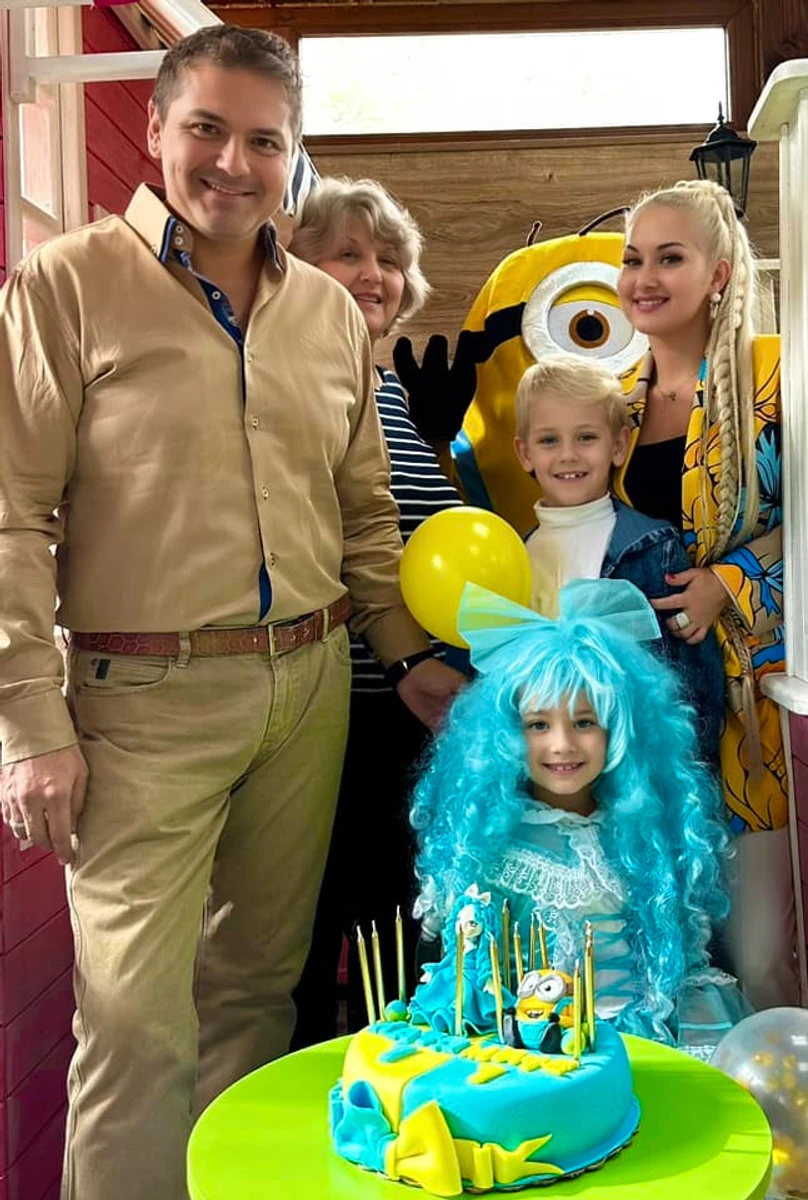 Уже 7 років Катерина Бужинська з чоловіком Дімітром Стойчевим - батьки двійнят  