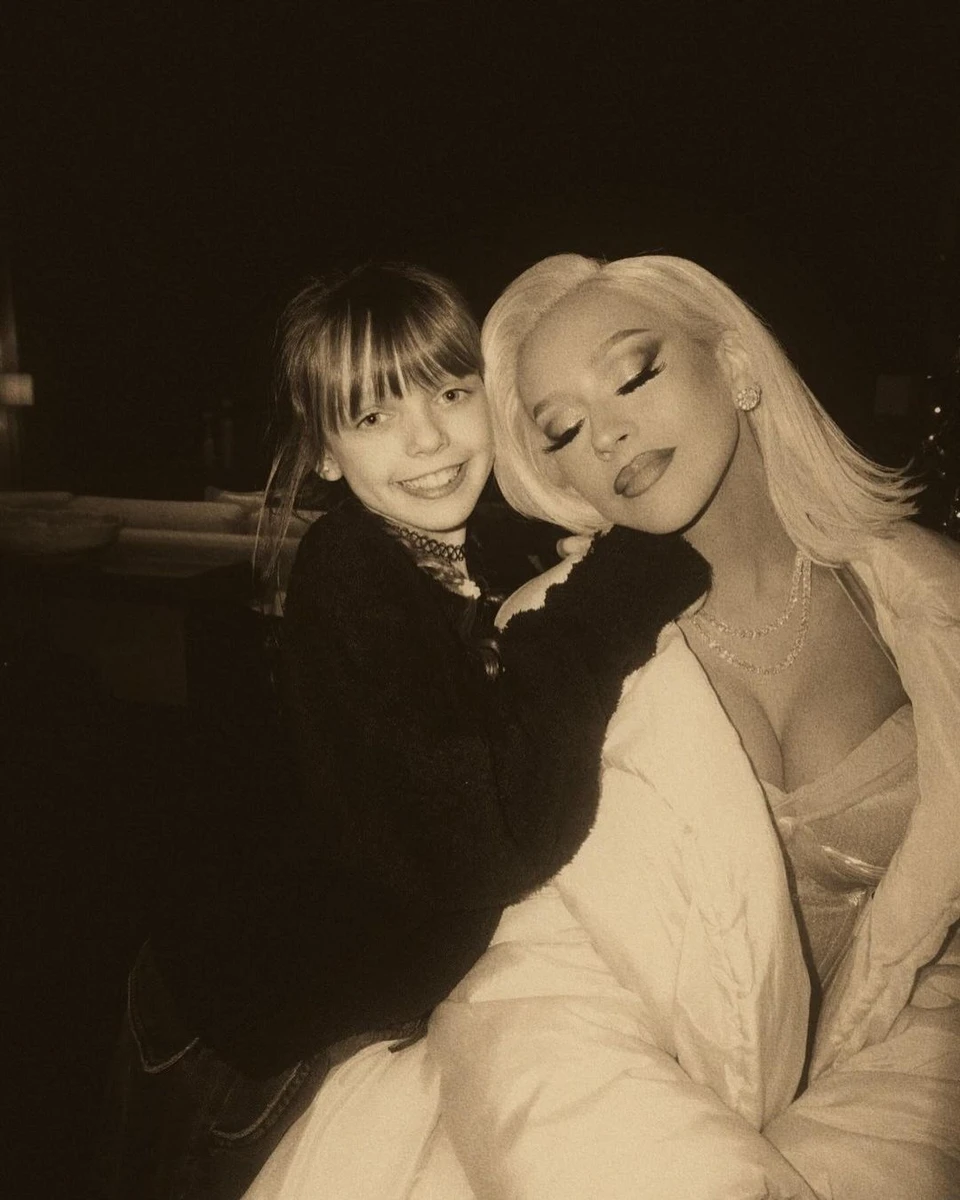 Схоже, Саммер подобається залаштункове життя коло зіркової мами