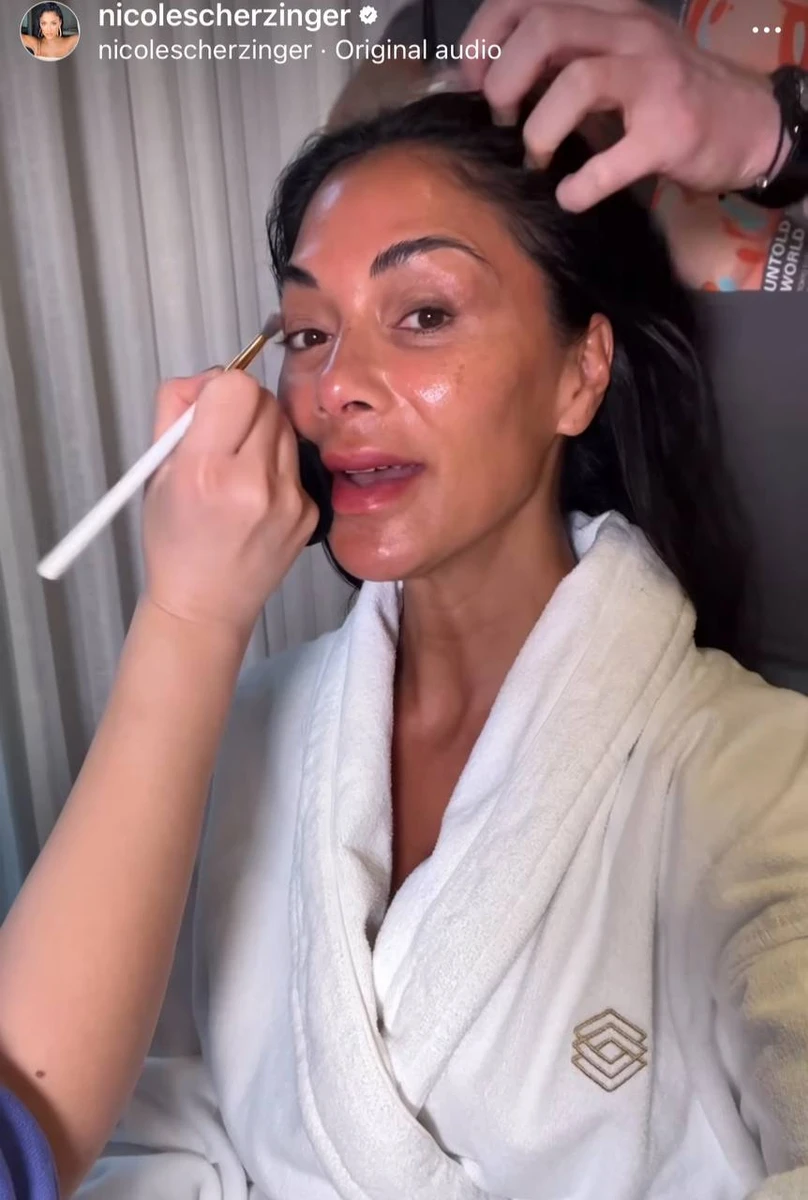 Ніколь легко показує себе без фільтрів і мейку