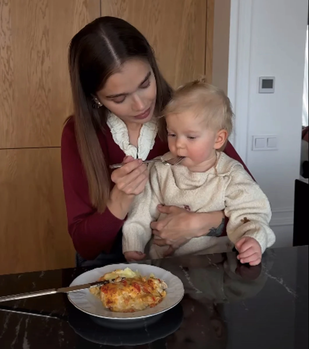 Смачною стравою поласувала вся сім'я