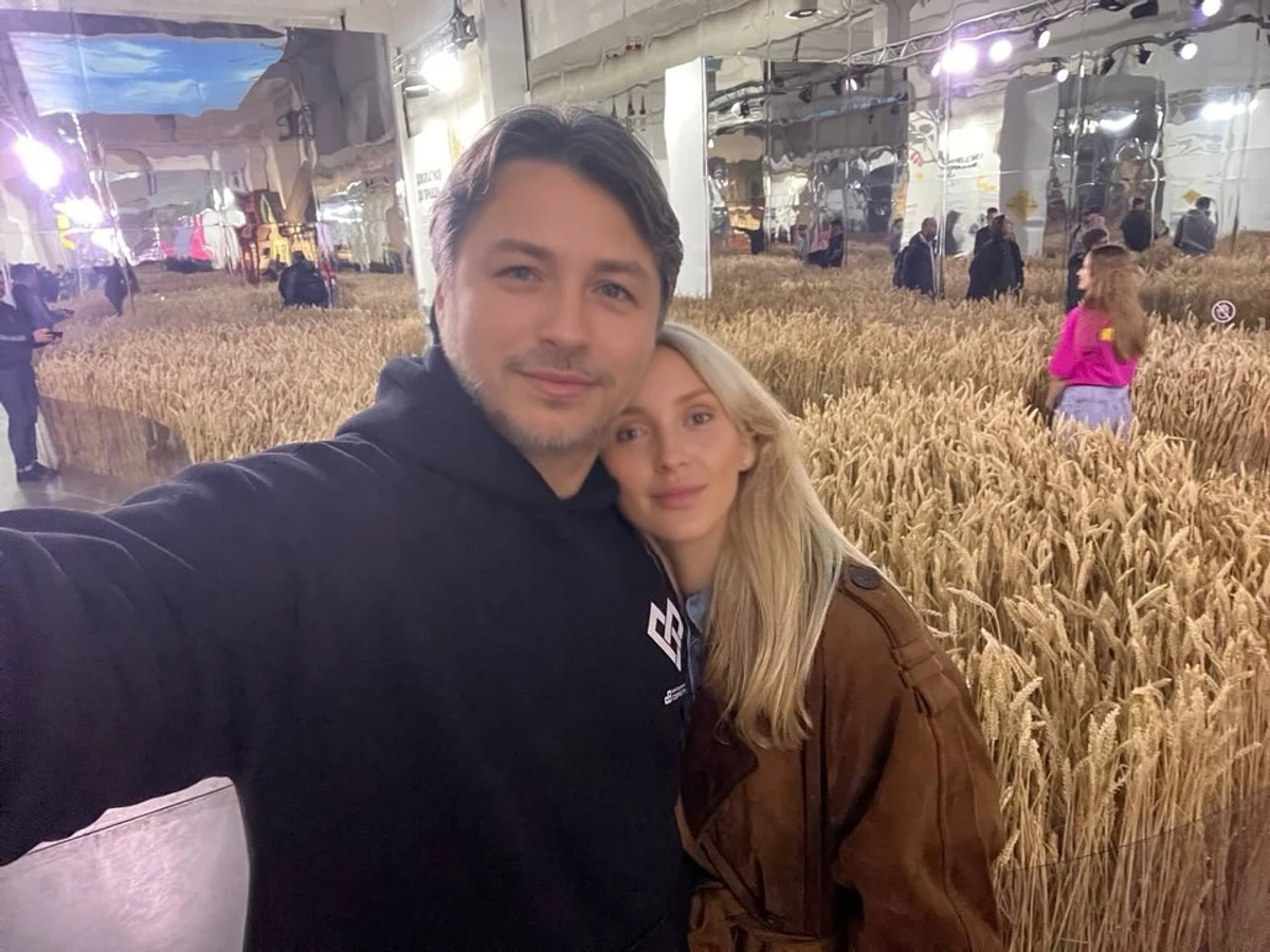 Сергій Притула заселфився з дружиною