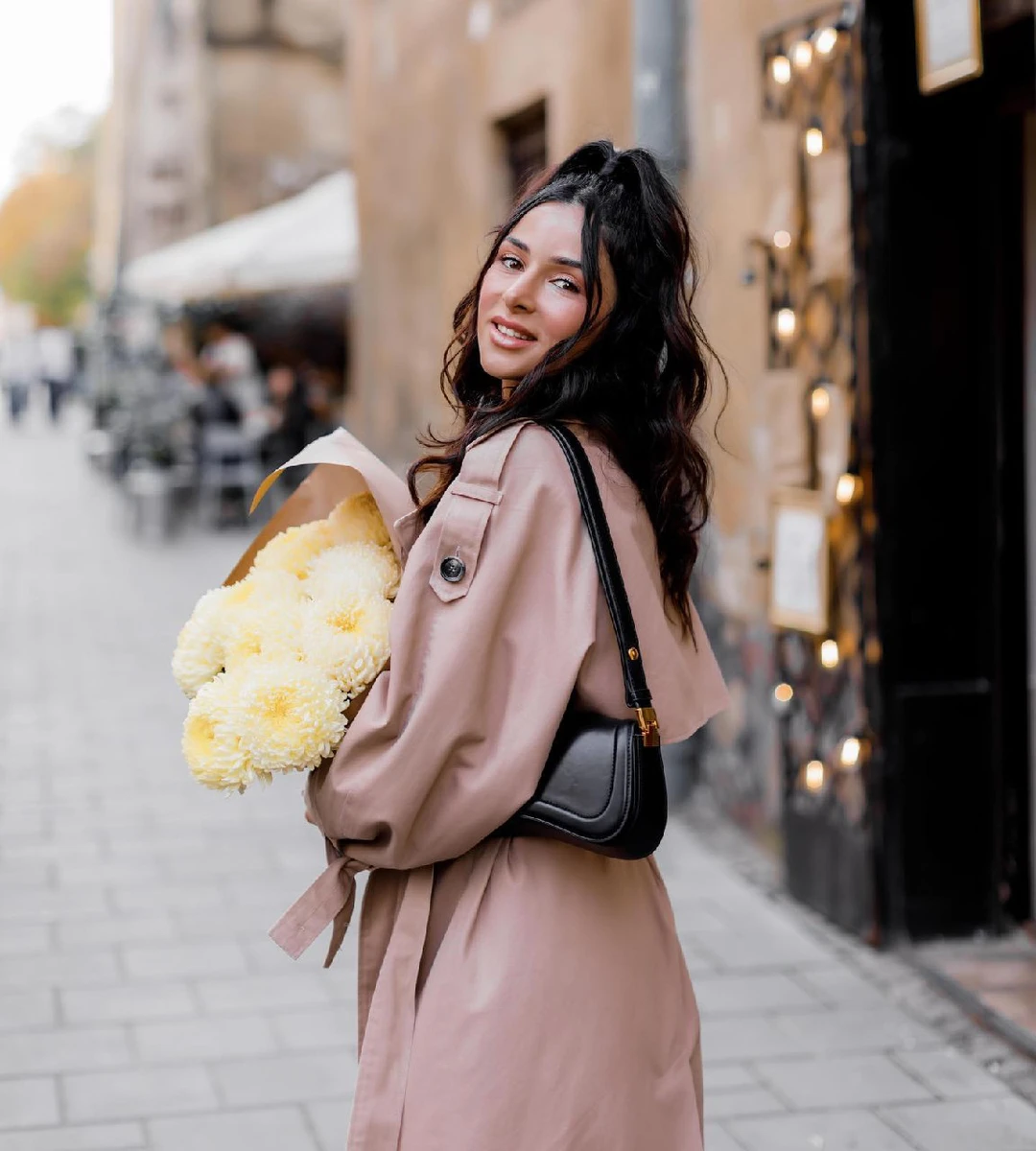 Видно, що очі співачки блищать від щастя