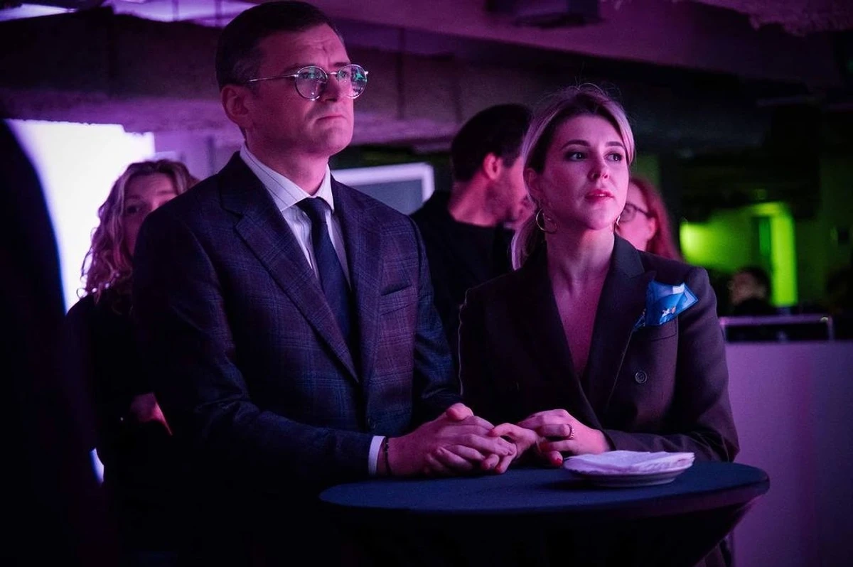 Дмитро - найголовніший чоловік у житті Світлани, а вона - у його