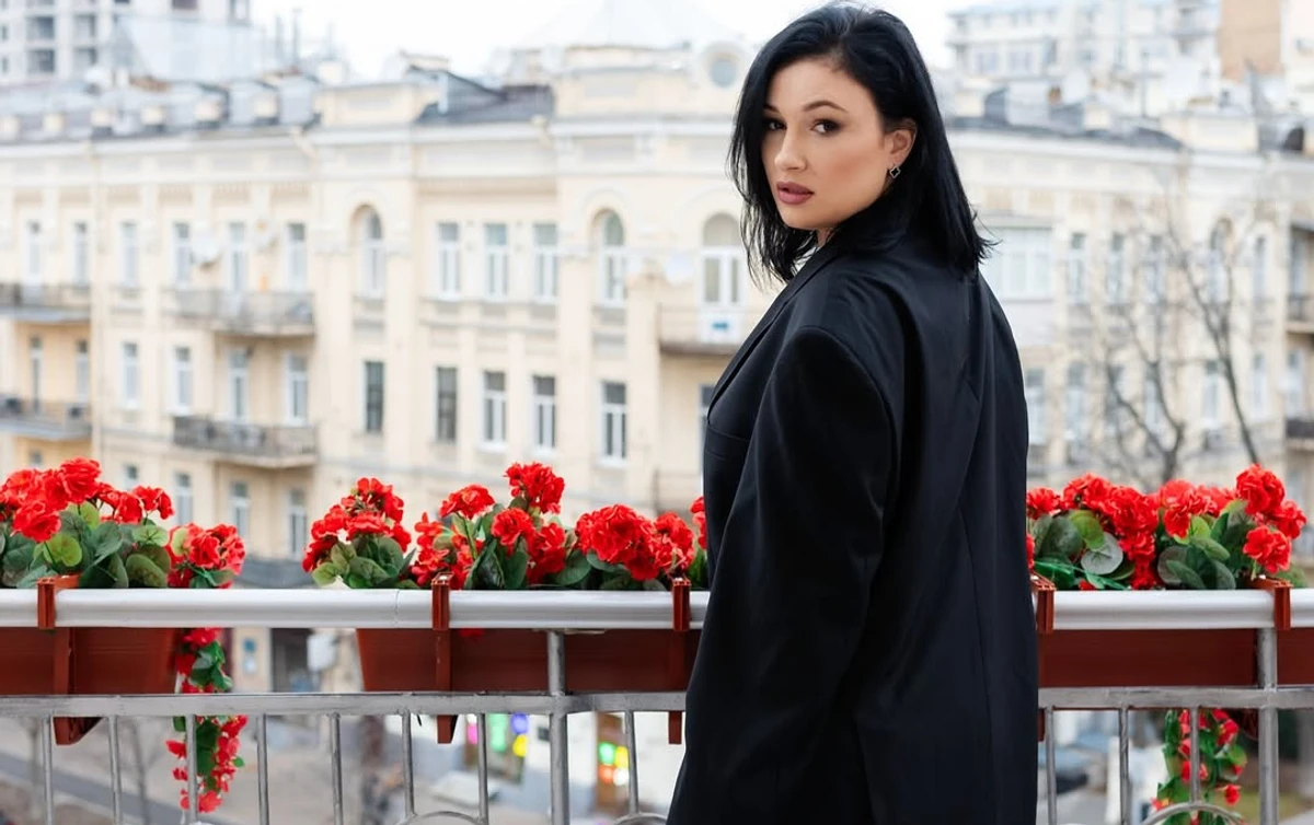 Анастасія Приходько попозувала для фото