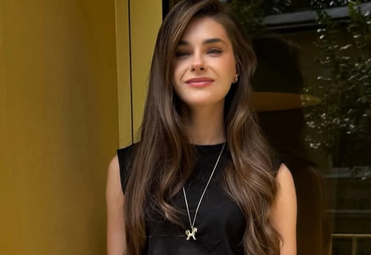 Катерина Остапчук позує для фото