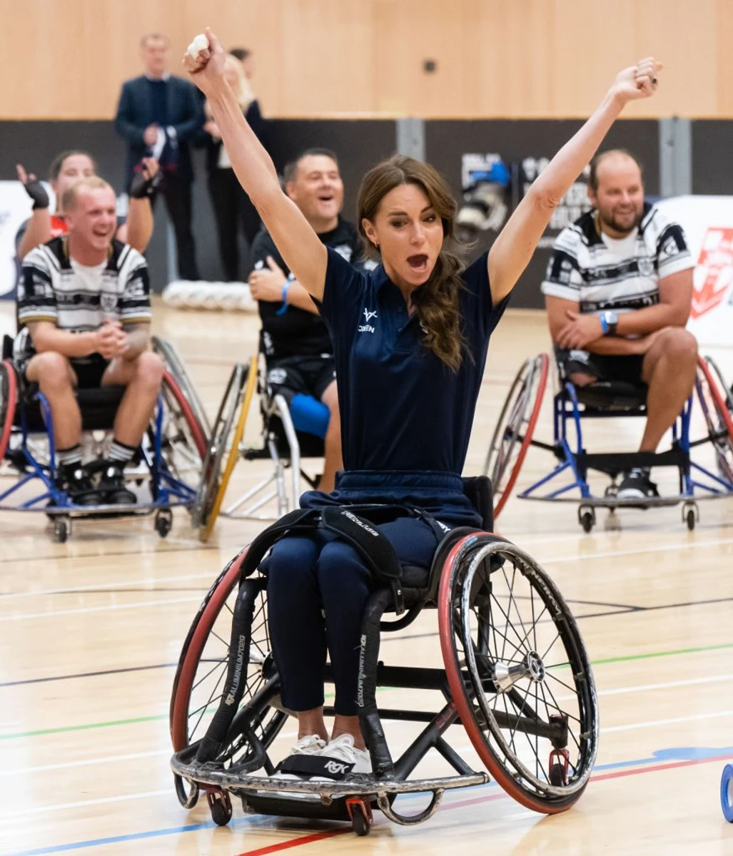 І непогано грала