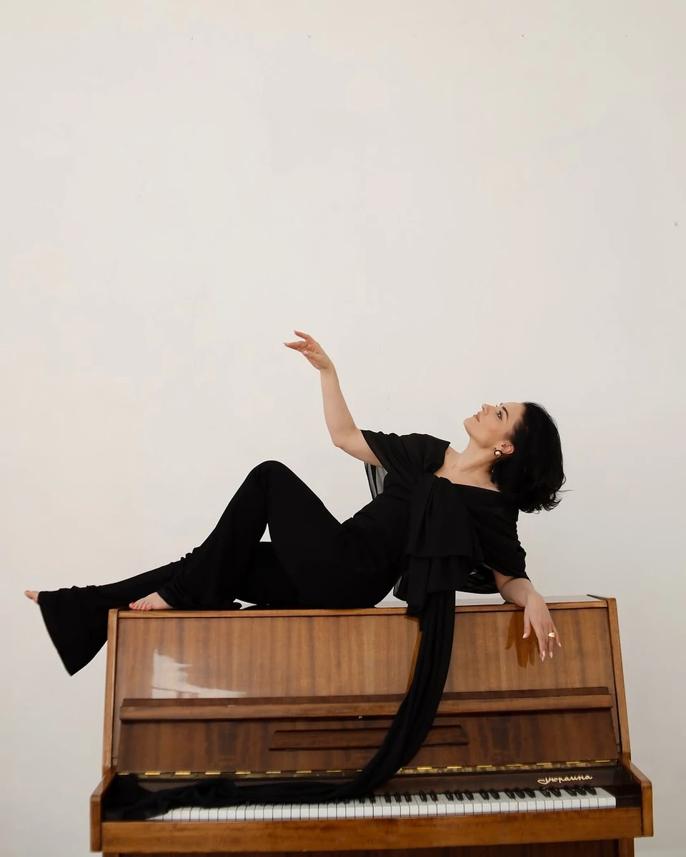 Марта Адамчук показала свої чуттєві кадри