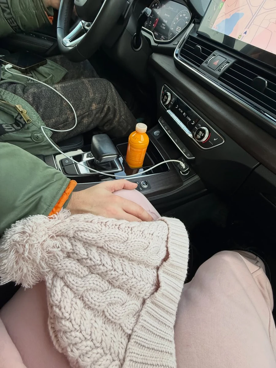 Дружина Позитива показала романтичне фото з коханим