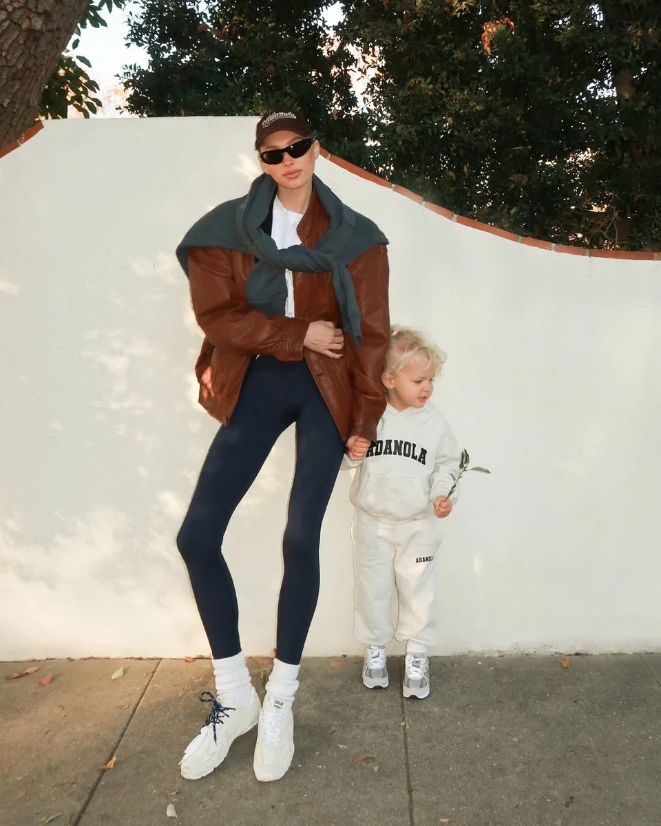 Легінси з кросівками